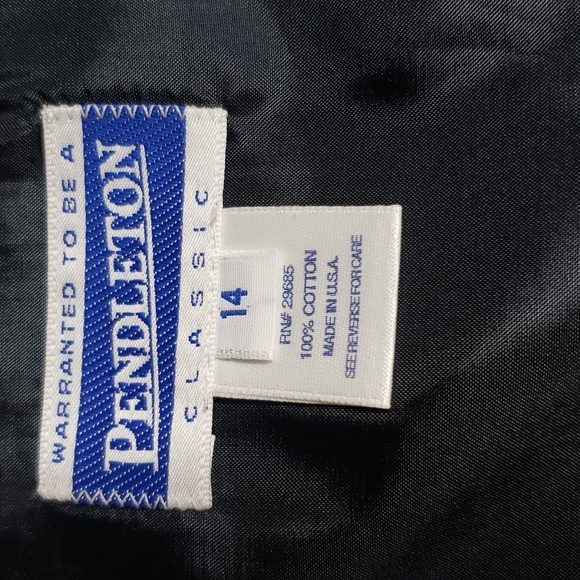 PENDLETON VELVET VEST - Picture 7 of 7